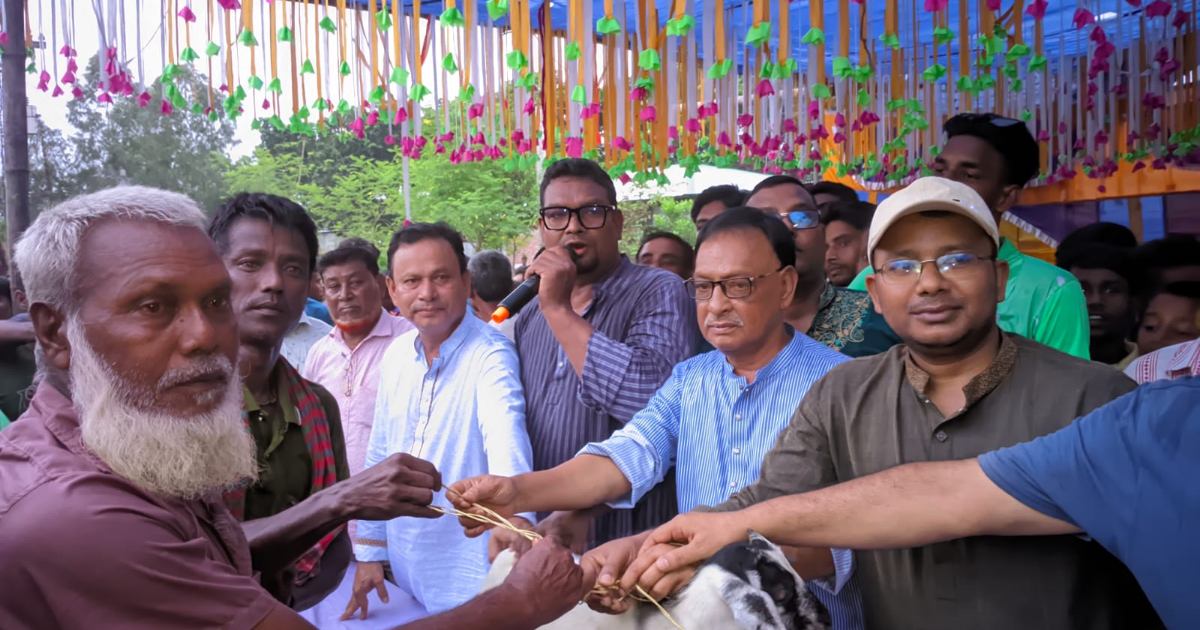 বীরগঞ্জে ঐতিহ্যবাহী পাতাখেলা অনুষ্ঠিত
