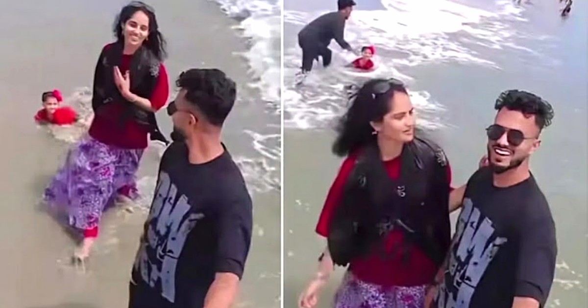 সমুদ্র সৈকতে শিশু ঢেউয়ে ভেসে যাওয়ার মুখেও রিল তৈরিতে মগ্ন বাবা মা