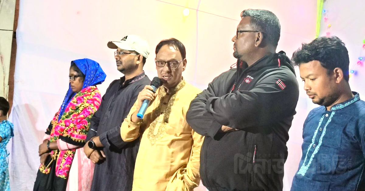 বীরগঞ্জে লক্ষ্মীপূজা অনুষ্ঠানে সম্প্রীতিময় সমাজ গড়ার জোর আহ্বান
