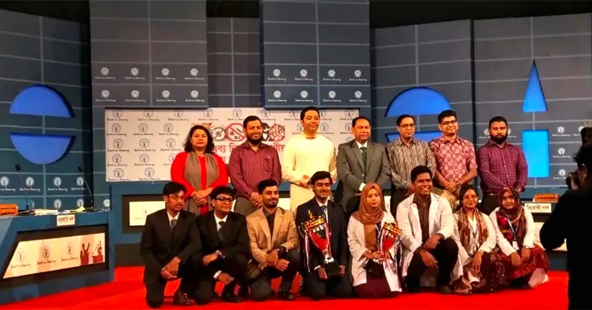 দুষ্টু লোকের কোনো রাজনৈতিক পরিচয় হয় না, তারা সুবিধাবাদী: ববি হাজ্জাজ