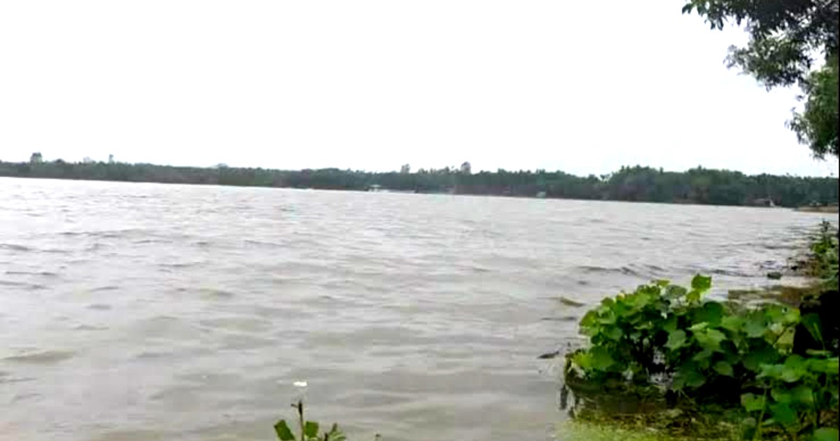 বাঁশখালীতে পাহাড়ি ঢলে দুই শিশুর মৃত্যু