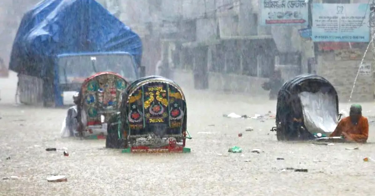 টানা বৃষ্টি নিয়ে আবহাওয়ার পূর্বাভাসে কী বলা হচ্ছে?