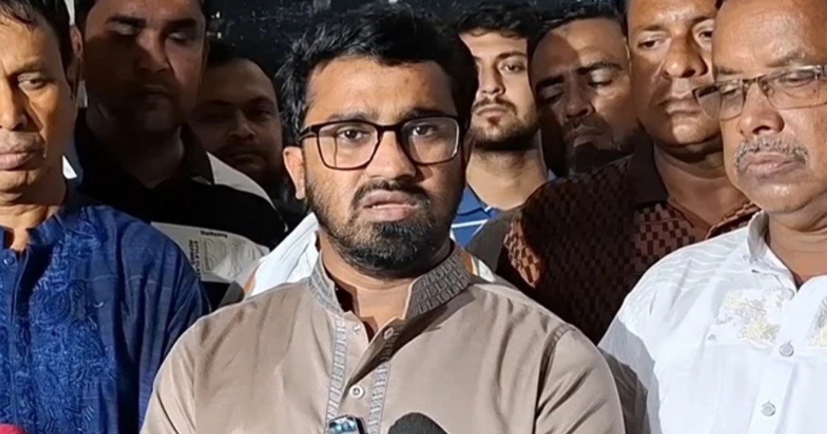 শেখ হাসিনা কখনো দেশে ফিরবেন না: রাশেদ খান