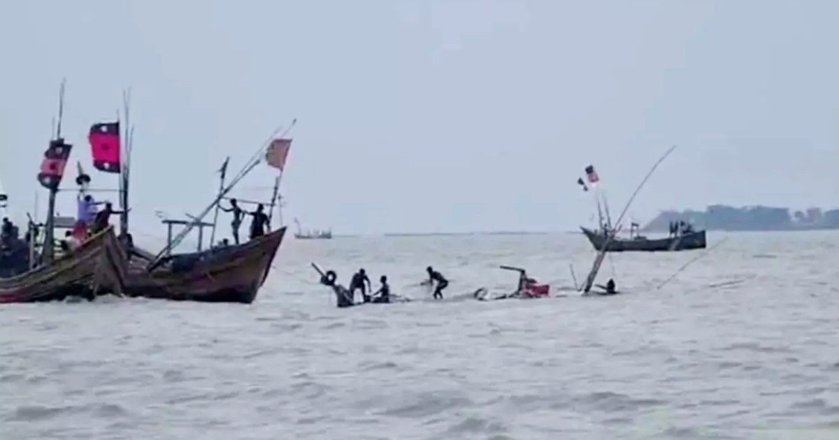 নোয়াখালীর হাতিয়ায় সাগরে তলিয়ে গেল মাছধরা ট্রলার