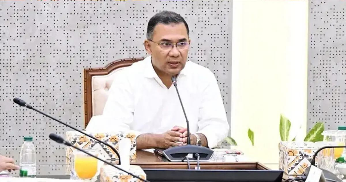 ব্যানার ফেসটুন ও বিলবোর্ডে প্রধানমন্ত্রীর ছবি ব্যবহারে নিষেধাজ্ঞা