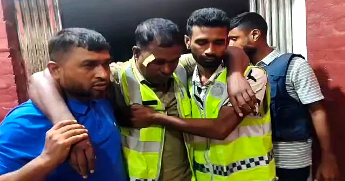 আসামি ধরতে গিয়ে হামলার শিকার ৩ পুলিশ সদস্য