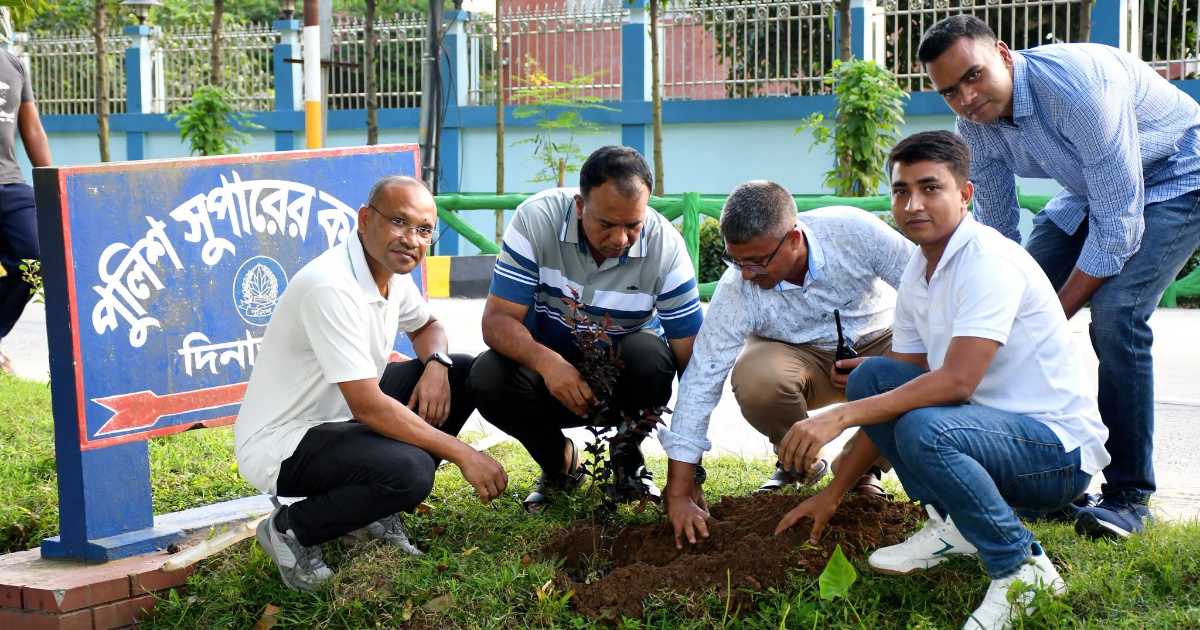পরিবেশ সংরক্ষণে সবুজায়ন সম্প্রসারণের উদ্যোগ জেলা পুলিশের