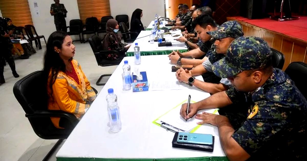 ইউরোপের স্বপ্নের পথে যাত্রা: আনসার বাহিনীর নারী কর্মী বাছাই শুরু