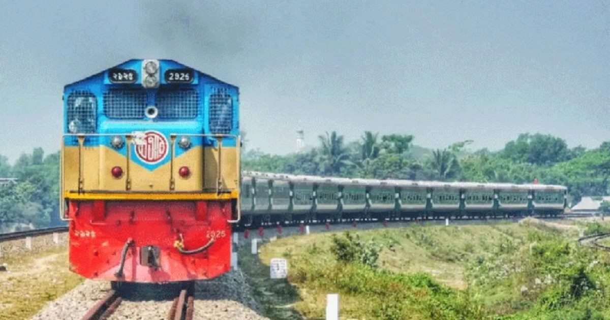 ঢাকা-কক্সবাজার রুটে মহানগর এক্সপ্রেস ট্রেনের যাত্রা শুরু আজ