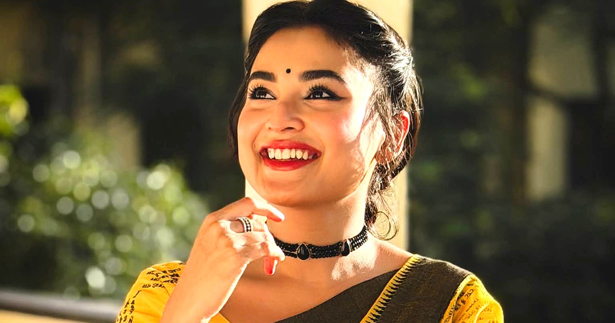 তানজিম সাইয়ারা তটিনীর হলুদ শাড়িতে নজরকাড়া রূপ