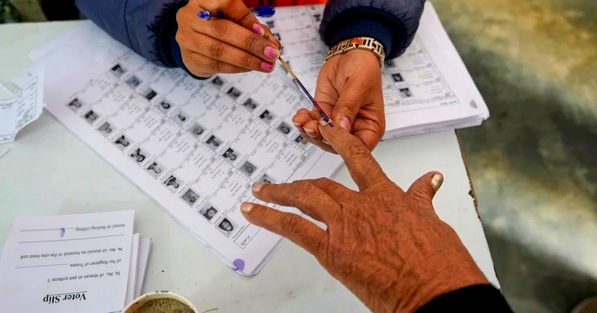 ভারতে ৬ আসনে উপনির্বাচন: শুরু হয়েছে ভোট