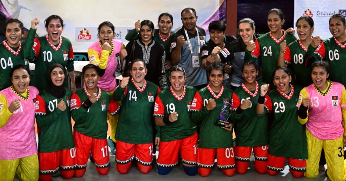নারী হ্যান্ডবলে নেপালকে উড়িয়ে দিল বাংলাদেশ