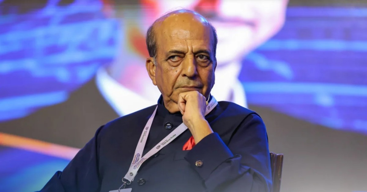 হঠাৎ দিল্লিতে ভারতীয় হাইকমিশনার মোদির সাথে সাক্ষাৎ