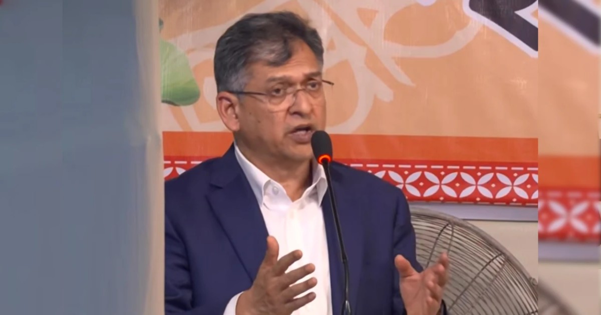 পূজায় সর্বোচ্চ বরাদ্দ ও ছুটি বাস্তবায়ন করেছে সরকার: স্বরাষ্ট্রমন্ত্রী