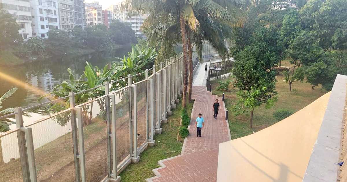 শব্দরোধক কাচে গুলশানের শহীদ ডা. ফজলে রাব্বি পার্ক
