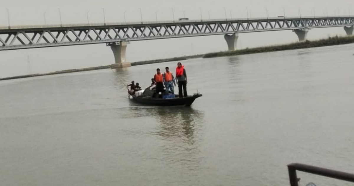 সন্ধ্যা ৬টার পর পদ্মা নদীতে পর্যটক চলাচল নিষিদ্ধ করল প্রশাসন