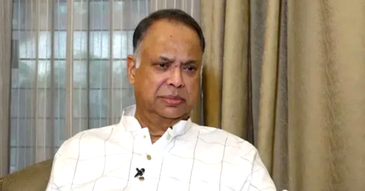 হাসপাতাল থেকে সুস্থ হয়ে বাসায় ফিরলেন বিদ্যুৎমন্ত্রী