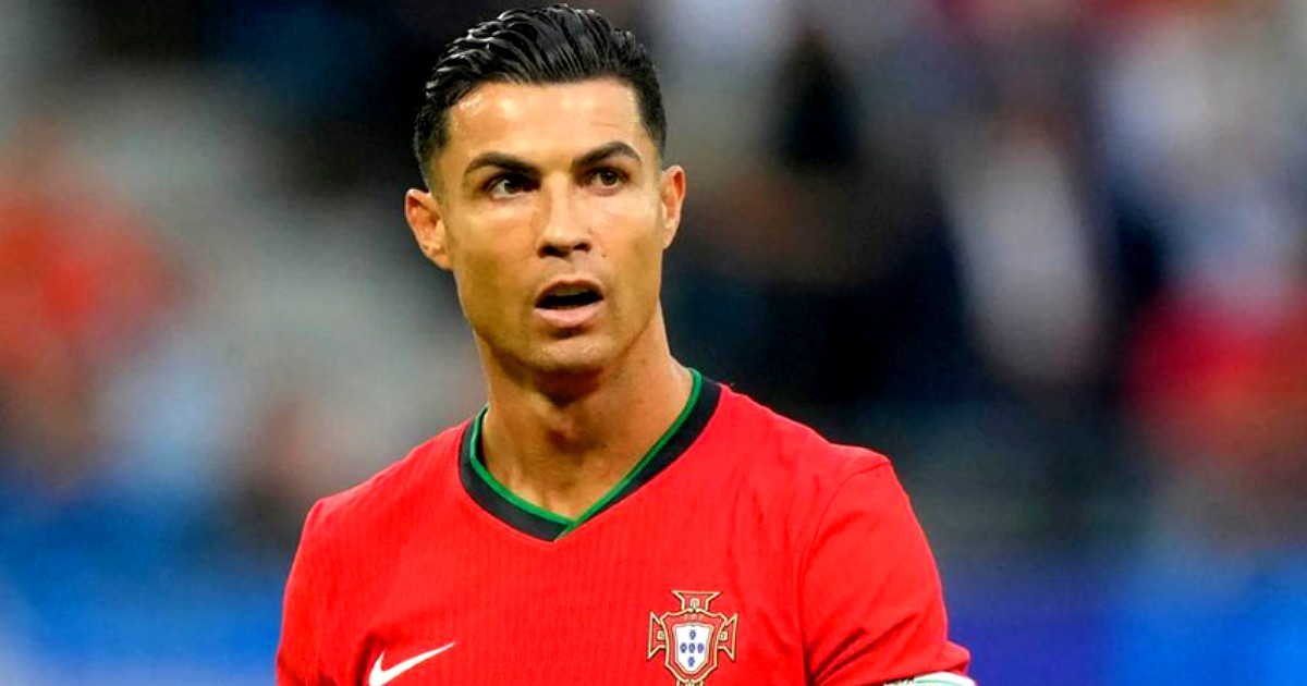 মেসির বিদায়ের দিনে বিস্ফোরক বিবৃতি দিলেন রোনালদো