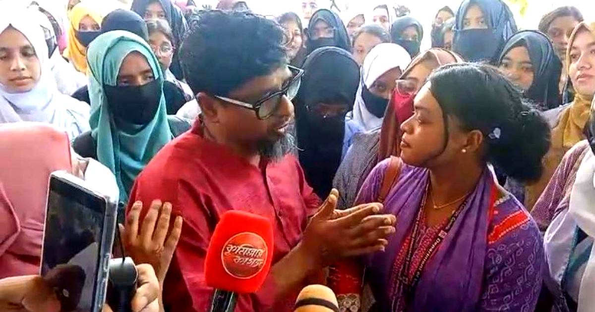 আমার চাকরিটা খাইয়ো না, আমি মারা যাব‍‍` কান্নায় ভেঙে পড়লেন শিক্ষক