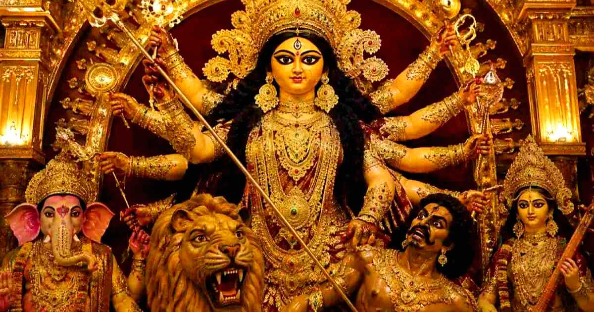 উত্তরবঙ্গে প্রথমবার শত কেজি সোনার গহনায় সেজে উঠবে প্রতিমা