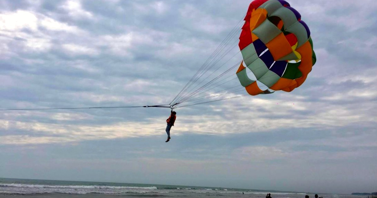 কক্সবাজারে অনির্দিষ্টকালের জন্য প্যারাসেইলিং বন্ধ