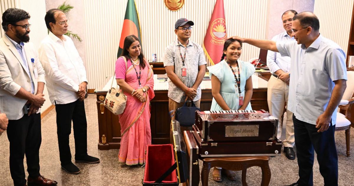কখনো বিশ্বাসই করতে পারিনি যে প্রধানমন্ত্রী আমার চিঠি পড়বেন:অনুশ্রী