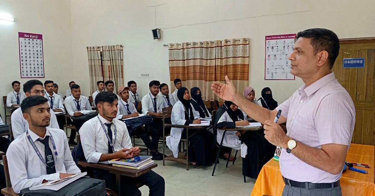 জাপান যেতে ভাষা শিখছেন তরুণরা, কুমিল্লায় অফুরন্ত সুযোগ