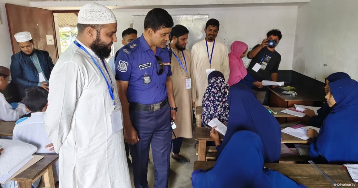 কাহারোলে আইইএস জাতীয় মেধাবৃত্তি অংশ নিল তিন উপজেলার ১৭৫ শিক্ষার্থী