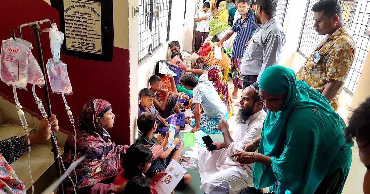 ঠাকুরগাঁওয়ে তিন স্কুলের ৩৪ জন শিক্ষার্থী অসুস্থ হয়ে হাসপাতালে ভর্তি