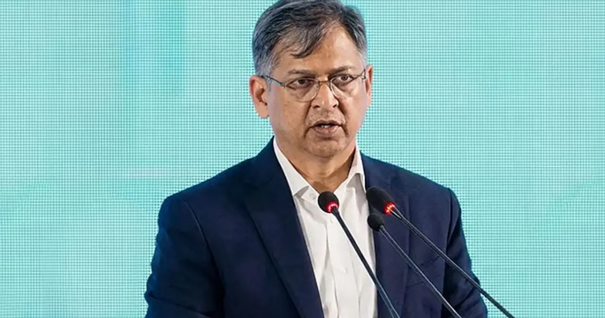 ক্রসফায়ার মন্তব্যে আইজিপিকে সতর্ক করেছেন স্বরাষ্ট্রমন্ত্রী