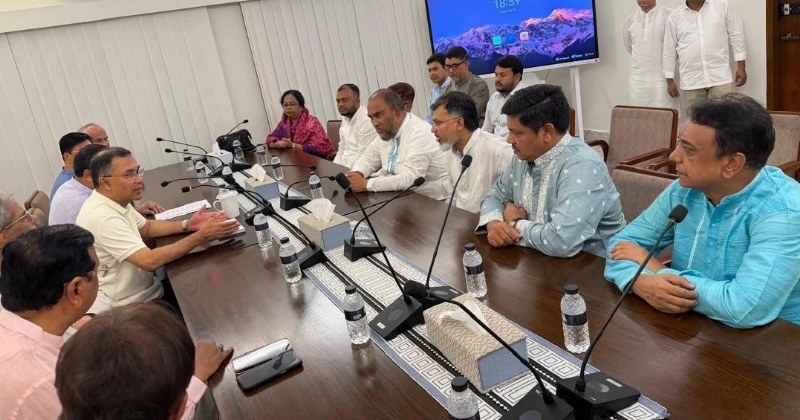 পরিচ্ছন্নতাকর্মীদের ঈদ বোনাস দিলেন প্রধানমন্ত্রী