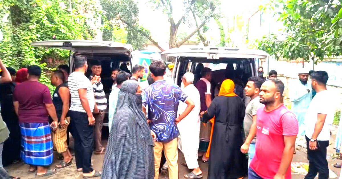 ব্রাহ্মণবাড়িয়ায় পিকআপের ধাক্কায় মা-ছেলেসহ নিহত ৩