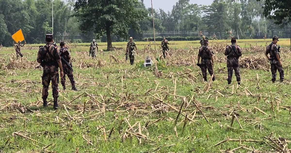 ঠাকুরগাঁও সীমান্তে বিএসএফের পুশইন চেষ্টা ব্যর্থ: ১১ জন ফেরত