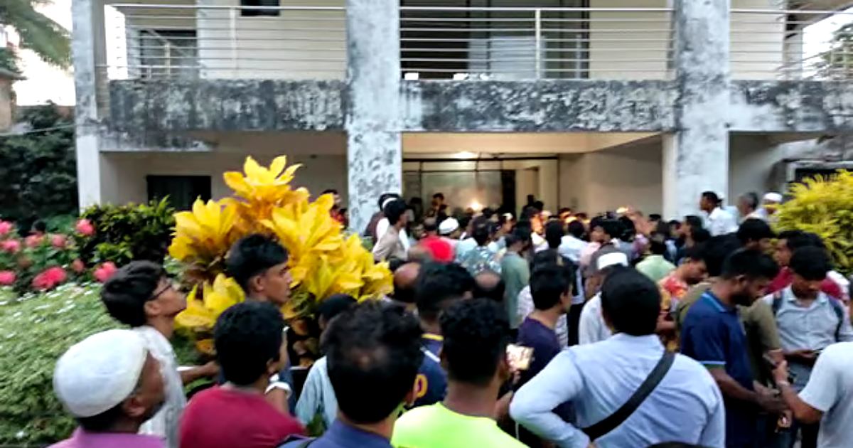 বরগুনার ডাকবাংলোয় ৩ লাশ উদ্ধারের ৫ দিনেও মামলা হয়নি, বিড়ম্বনার অভিযোগ পরিবারের