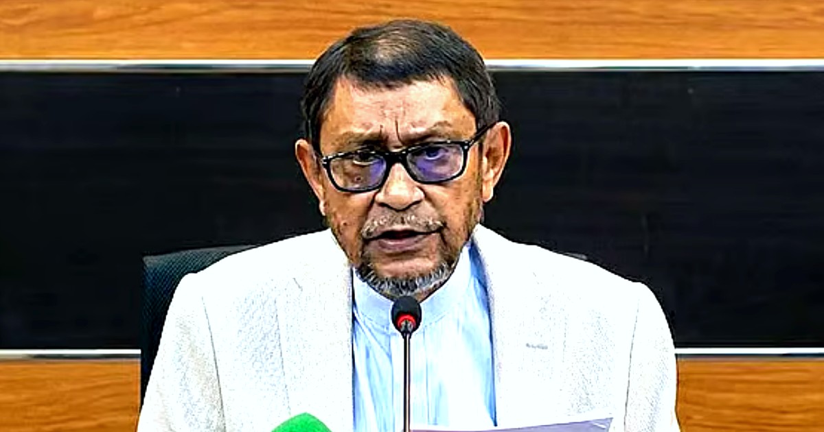 ছয় শিশুর মৃত্যু নিয়ে আদ্-দ্বীন কর্তৃপক্ষের জবাবে সন্তুষ্ট নই: স্বাস্থ্যমন্ত্রী