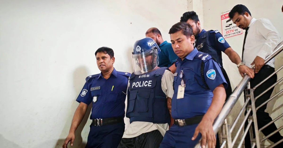 দুই ঘণ্টার নাটকীয়তার পর আদালতে শিবির নেতা জিসান, জামিন নামঞ্জুর