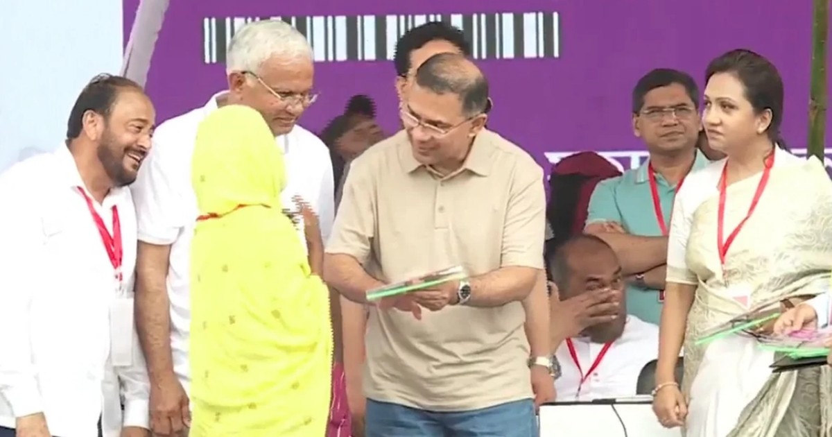 এক বছরের মধ্যে ৪০ লাখ পরিবার ফ্যামিলি কার্ড পাবে : প্রধানমন্ত্রী
