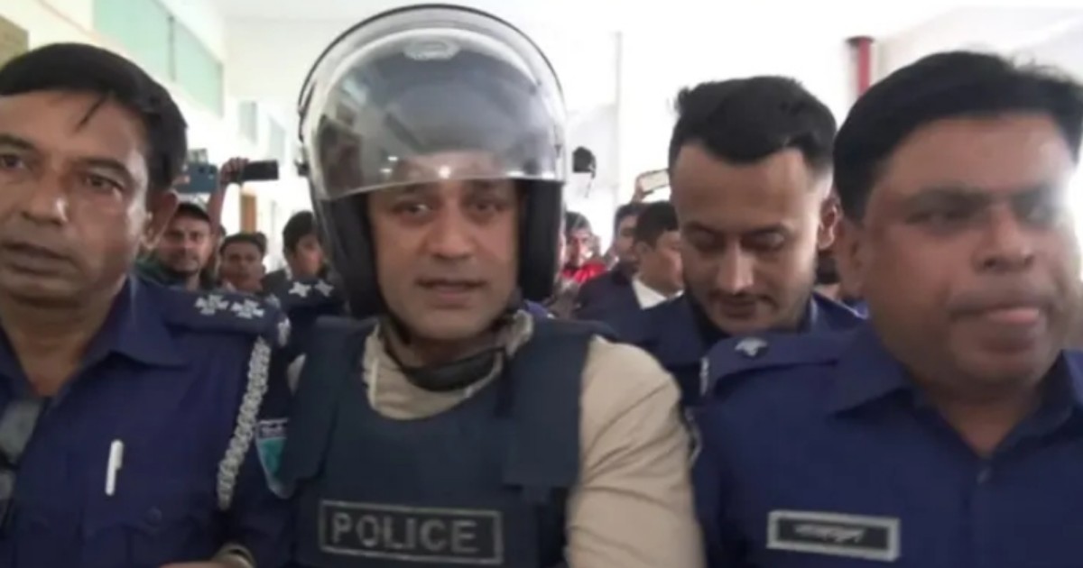 দুই হত্যা মামলায় ব্যারিস্টার সুমনের জামিন স্থগিত করলেন আদালত
