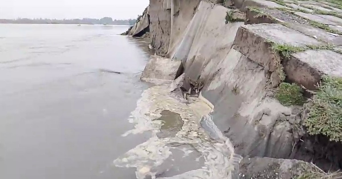 তিস্তার পানি বাড়ায় রংপুরে সেতু রক্ষা বাঁধে ভাঙন