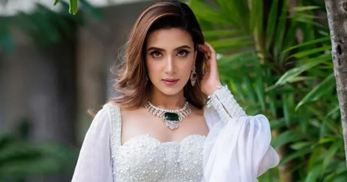 টপ অ্যাঙ্গেলে ভিডিও ধারণ নিয়ে যা বললেন মিম