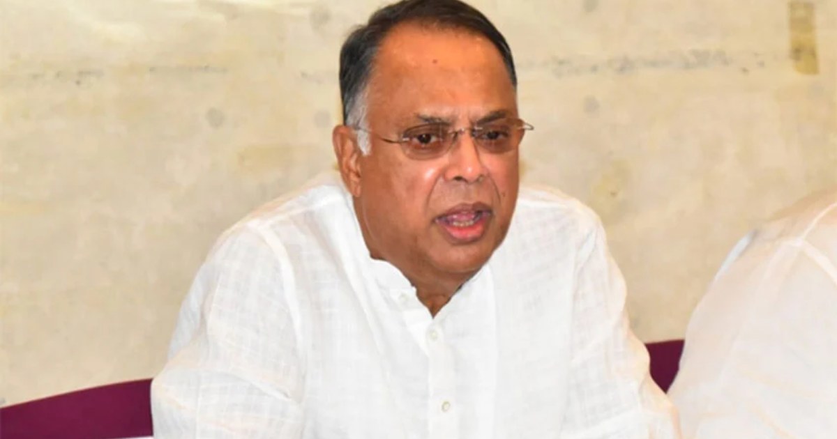৫ বছরে ১০ হাজার মেগাওয়াট সৌরবিদ্যুতের লক্ষ্য সরকারের