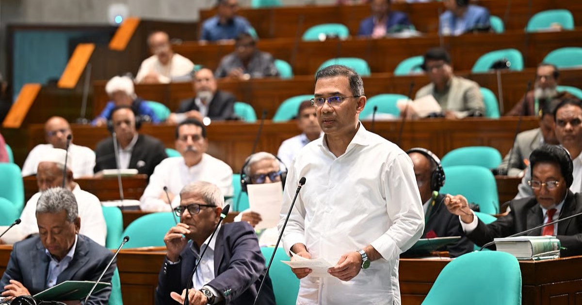 প্রাথমিক বিদ্যালয়ের শিক্ষকদের সম্মানি বাড়ানোর ঘোষণা প্রধানমন্ত্রীর