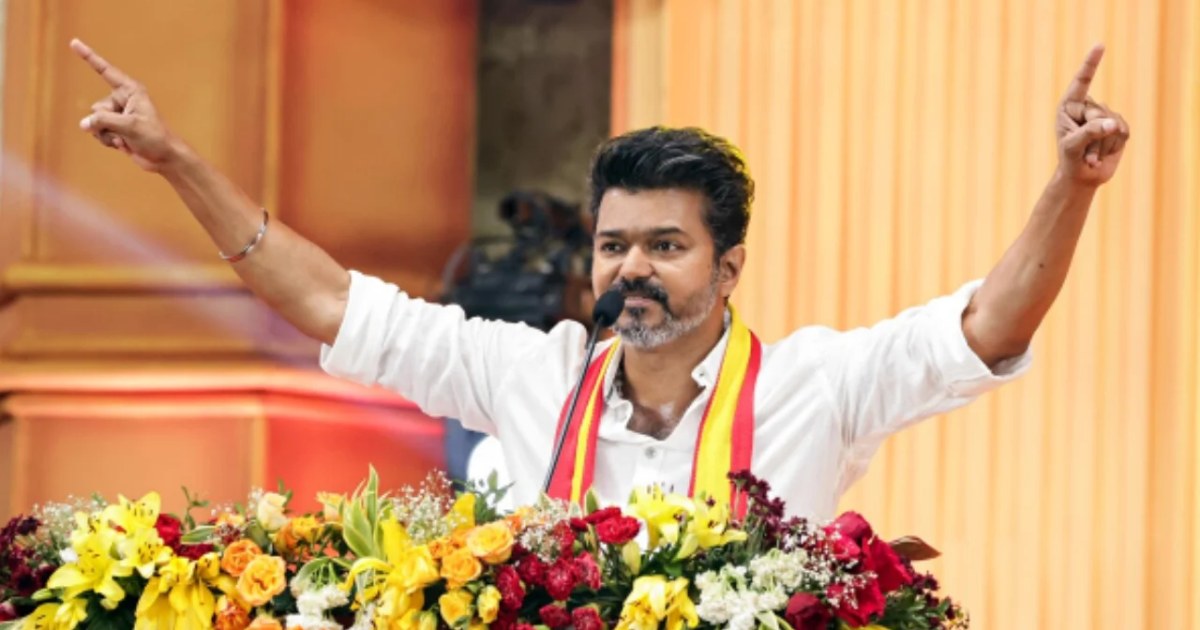 দলের ১০৭ বিধায়ককে নিয়ে পদত্যাগের হুঁশিয়ারি বিজয়ের