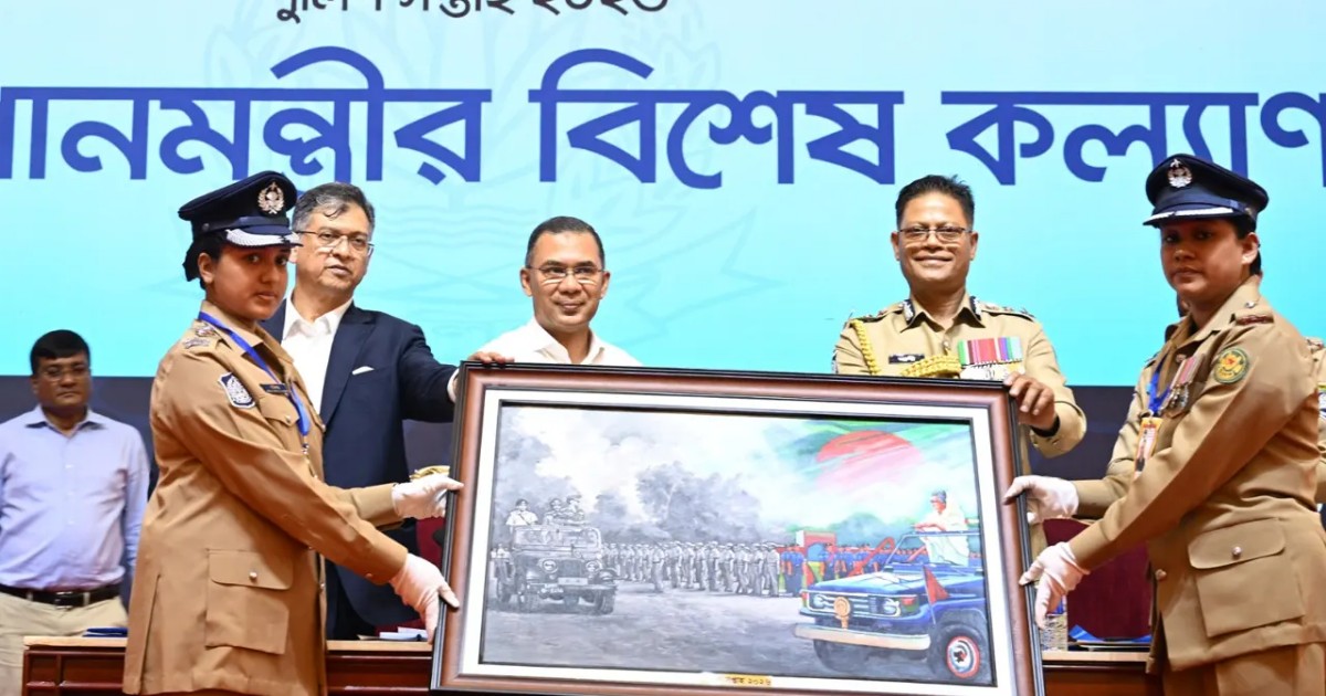 পুলিশে অনারারি পদোন্নতি ও ওভারটাইম ভাতার ঘোষণা