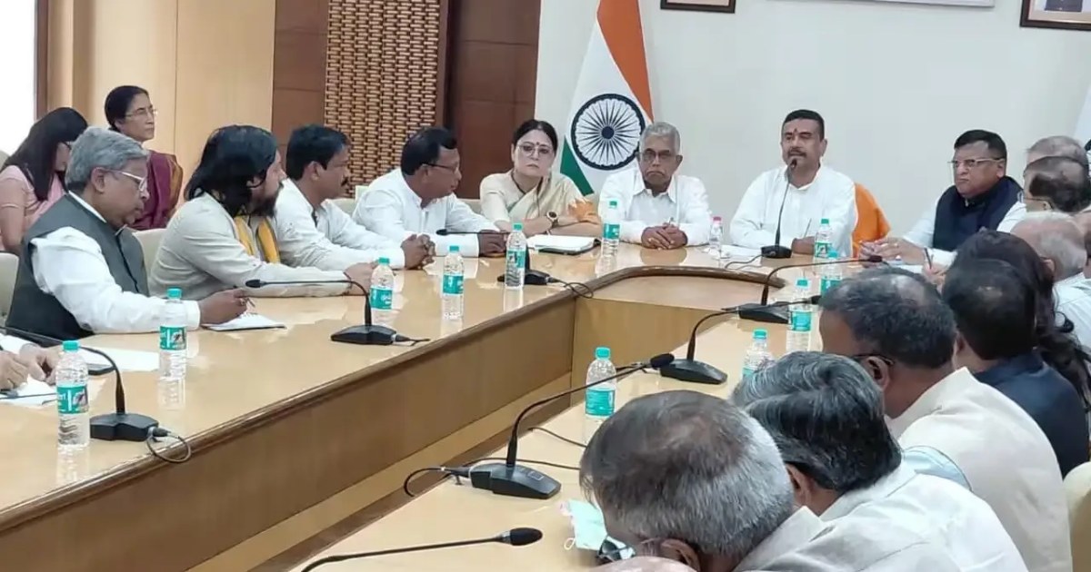পশ্চিমবঙ্গে সরকারি চাকরির আবেদনের বয়স ৫ বছর বাড়ল