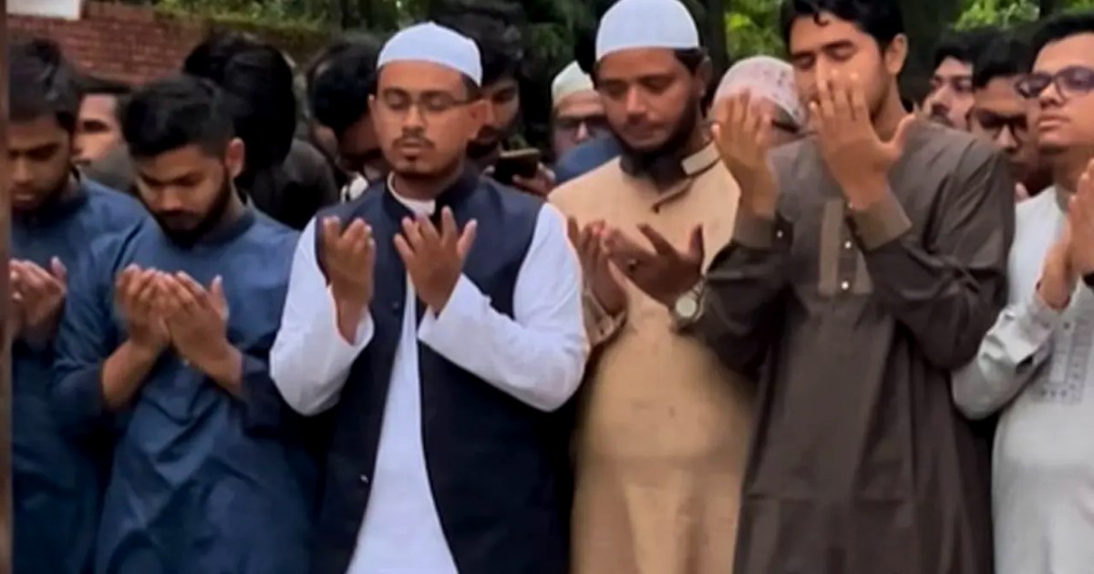 বিয়ে শেষে শহীদ ওসমান হাদির কবরে ভিপি সাদিক কায়েেম
