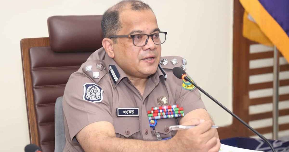 ঈদযাত্রা নির্বিঘ্ন করতে ৭ দিন ট্রাক-লরি চলাচল নিষিদ্ধ