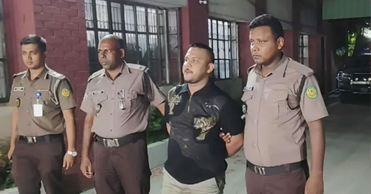 জেনেভা ক্যাম্পের শীর্ষ মাদক কারবারি পিচ্চি রাজা গ্রেপ্তার