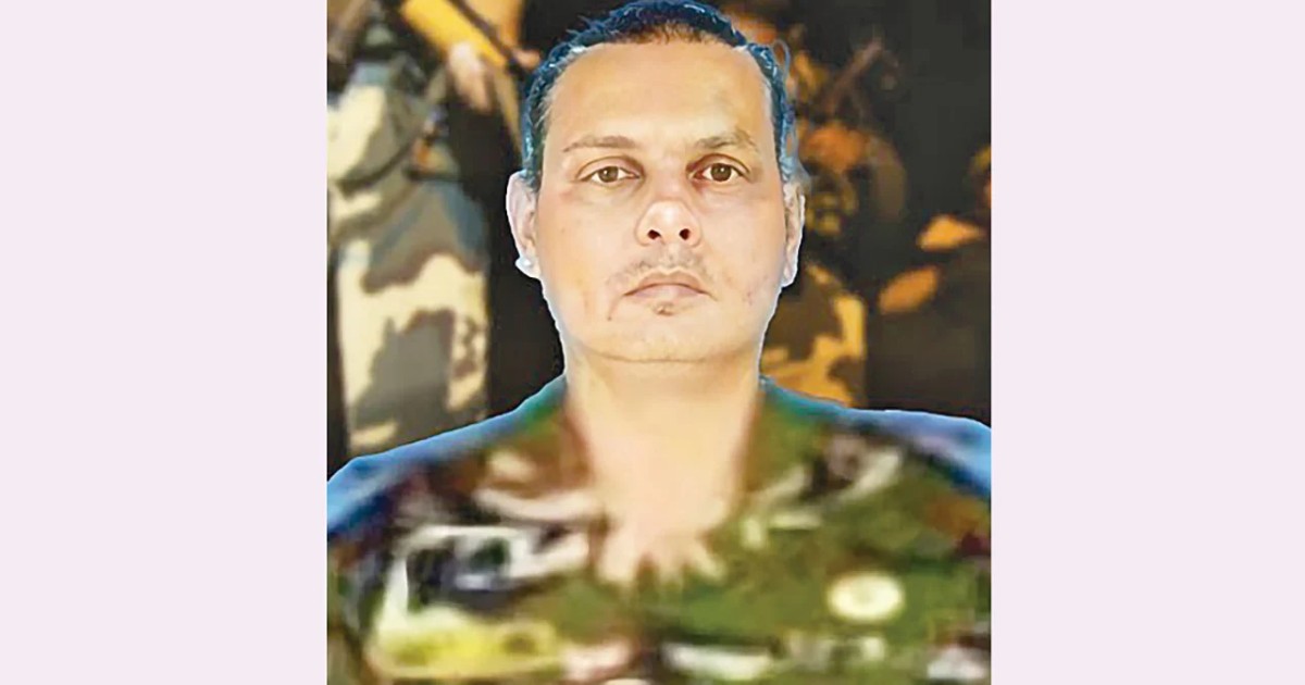 আলোচনায় হাসিনার অনুগত সেনা কর্মকর্তার পদোন্নতি