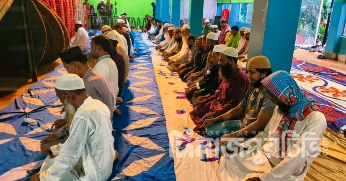 সৌদি আরবের সাথে মিল রেখে দিনাজপুরের ৬ উপজেলায় আগাম ঈদ
